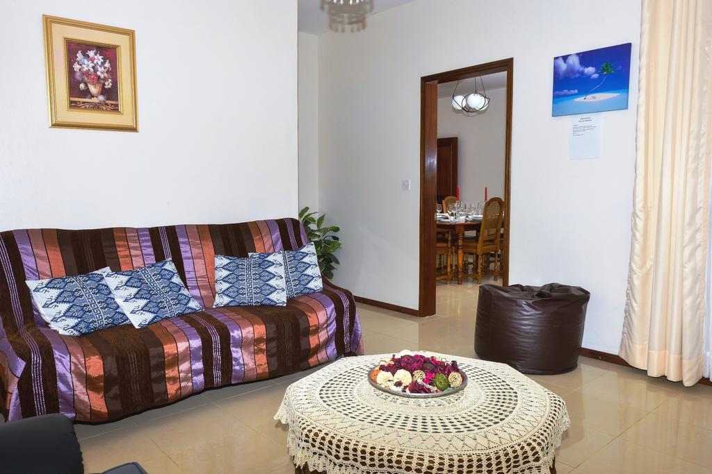 Sunset Villa Flic en Flac ภายนอก รูปภาพ