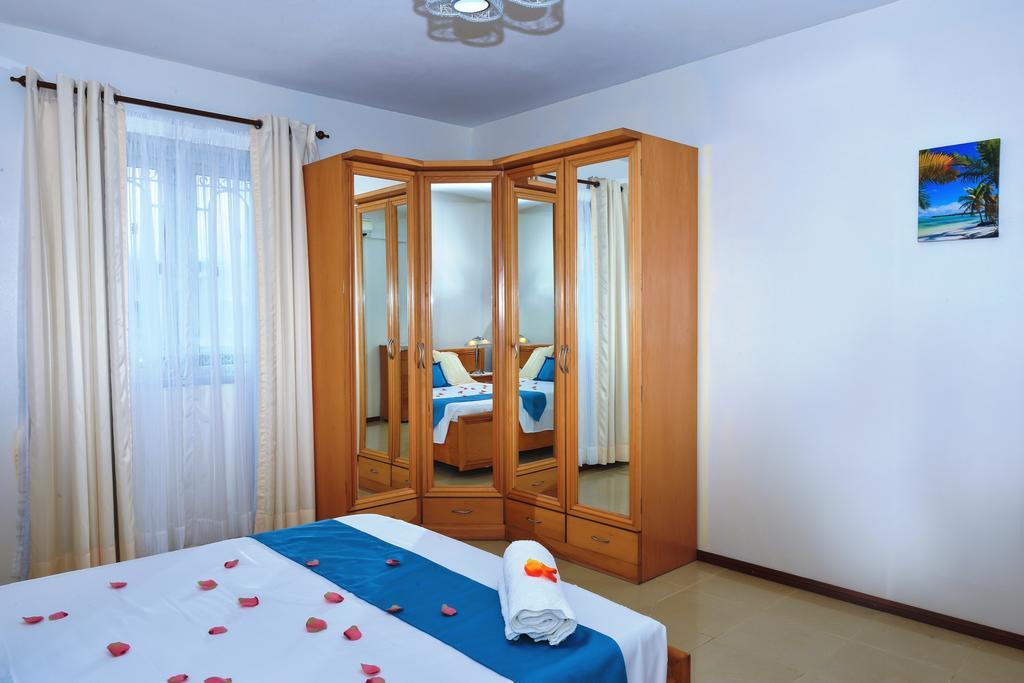 Sunset Villa Flic en Flac ภายนอก รูปภาพ